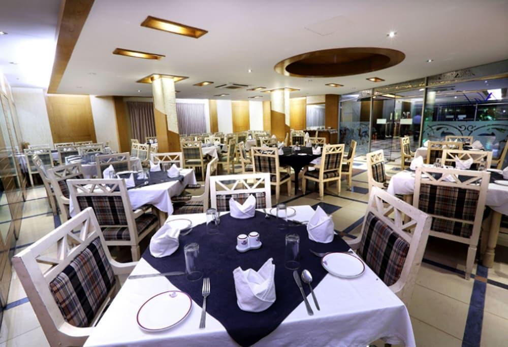 Uni Resort Cox's Bazar Ngoại thất bức ảnh