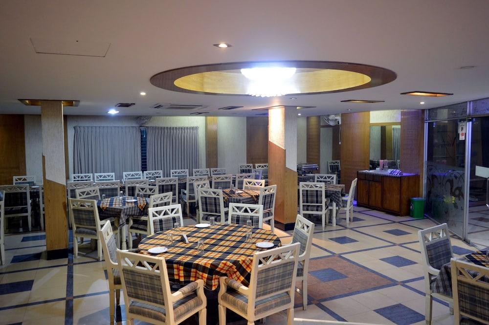 Uni Resort Cox's Bazar Ngoại thất bức ảnh